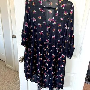 Torrid Sheer high-low tunic blouse size 2X